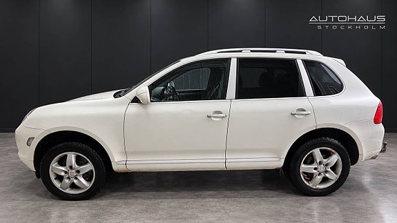 Porsche Cayenne 7 of 21