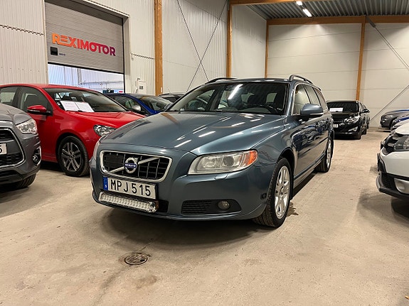 Volvo V70 6 of 14