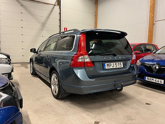 Volvo V70 5 of 14