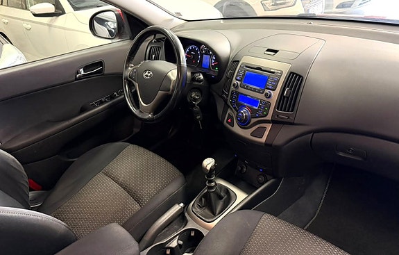 Hyundai i30 9 of 18
