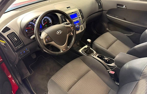 Hyundai i30 7 of 18