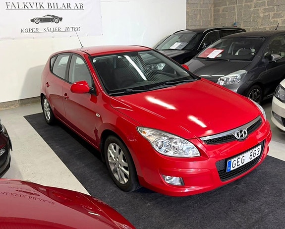 Hyundai i30 2 of 18