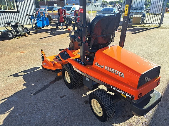 Kubota F 1900 D3 6 of 9