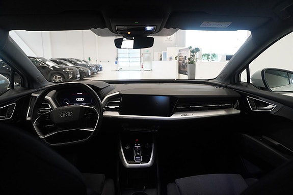 Audi Q4 e-tron 11 of 14