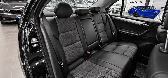 Mercedes-Benz C180 12 of 18