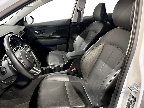 Hyundai Kona 4 of 16