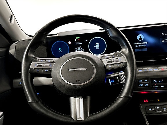 Hyundai Kona 8 of 16