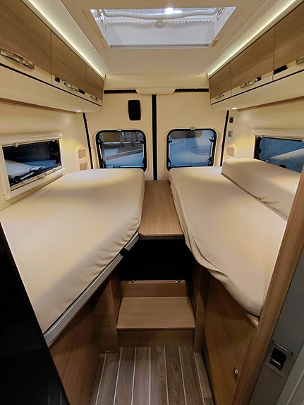 Adria TWIN 640 SLX 7 of 10