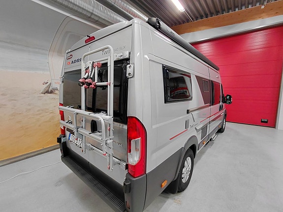 Adria TWIN 640 SLX 2 of 10