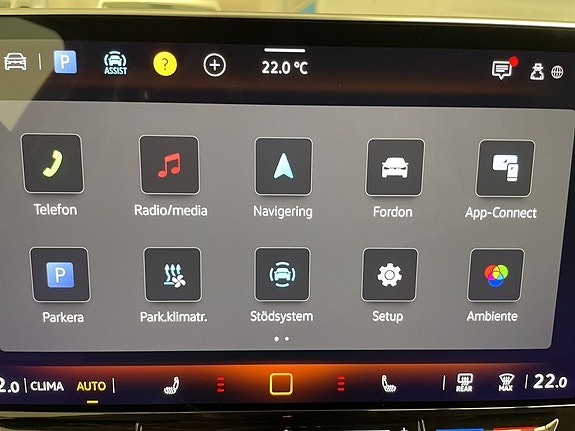Volkswagen Passat 19 of 22