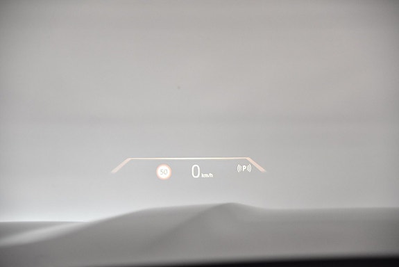 BMW X7 27 of 30