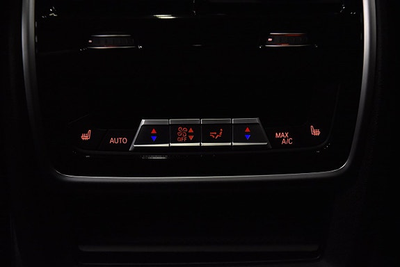 BMW X7 21 of 30