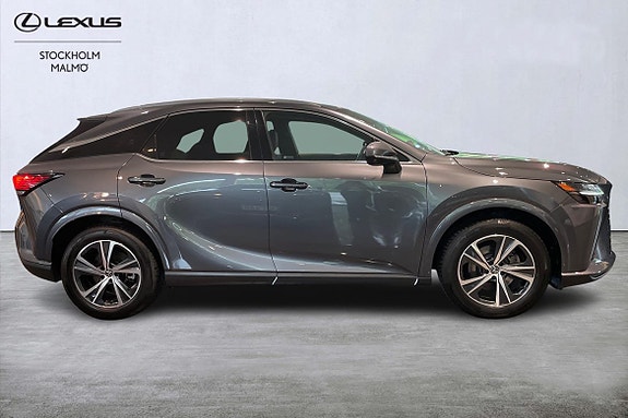 Lexus RX350h 16 of 26