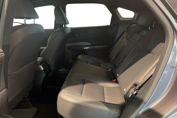 Lexus RX350h 11 of 26