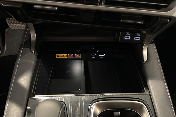 Lexus RX350h 23 of 26