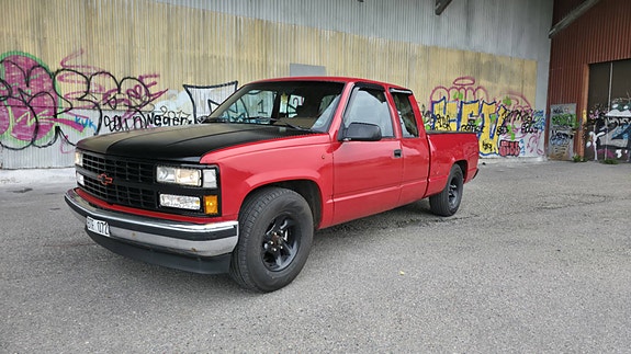 Chevrolet C2500 4 of 6