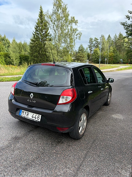 Renault Clio 4 of 7
