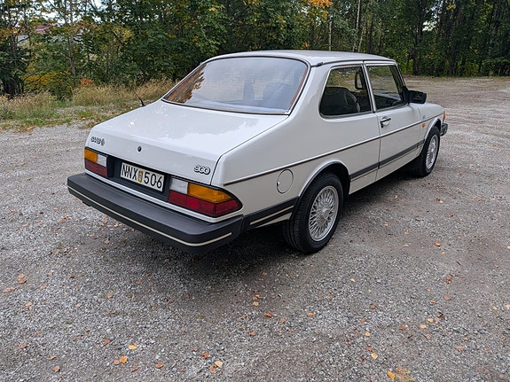 Saab 900 6 of 14