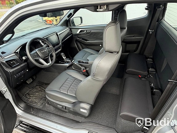 Isuzu Isuzu D-Max 23 of 27