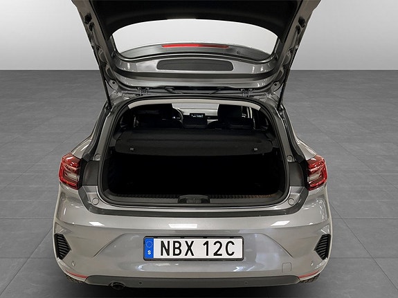Mitsubishi Colt 8 of 15