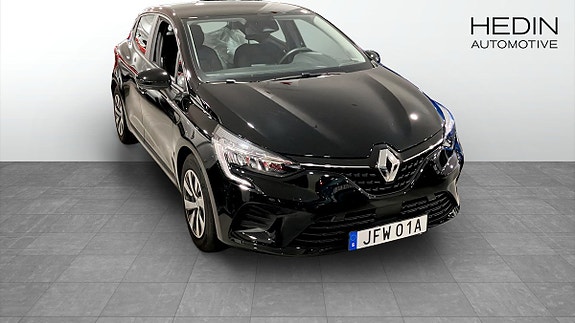 Renault Clio 2 of 9