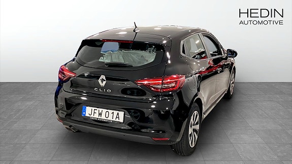 Renault Clio 6 of 9