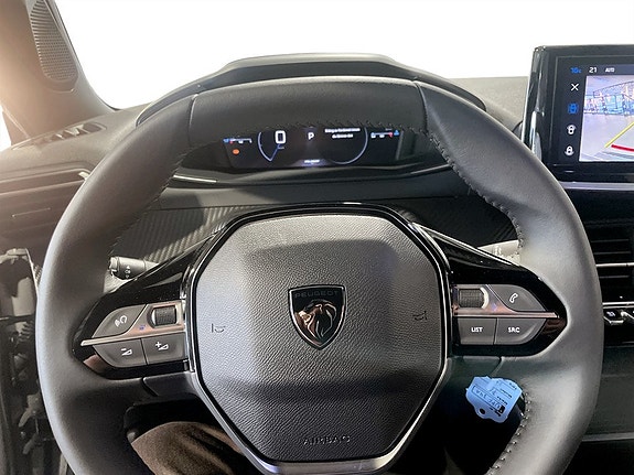 Peugeot 2008 10 of 14