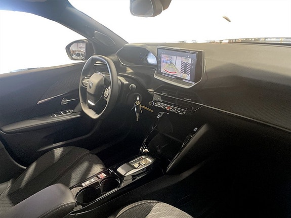 Peugeot 2008 14 of 14