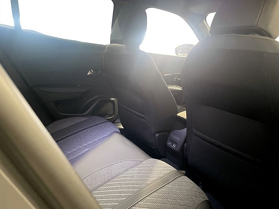 Peugeot 2008 6 of 14