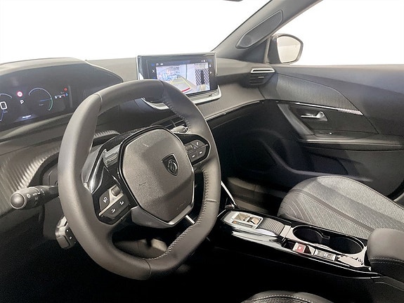 Peugeot 2008 5 of 14