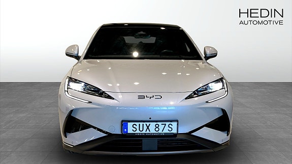 BYD Sealion 7 8 of 9
