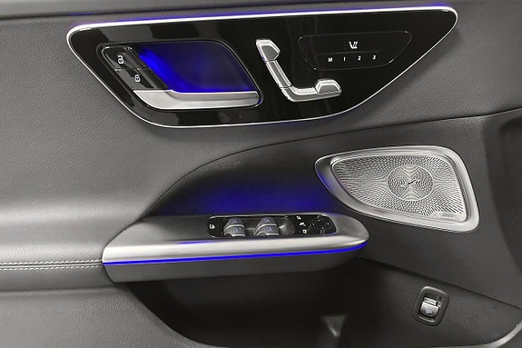 Mercedes-Benz C300 d 14 of 18