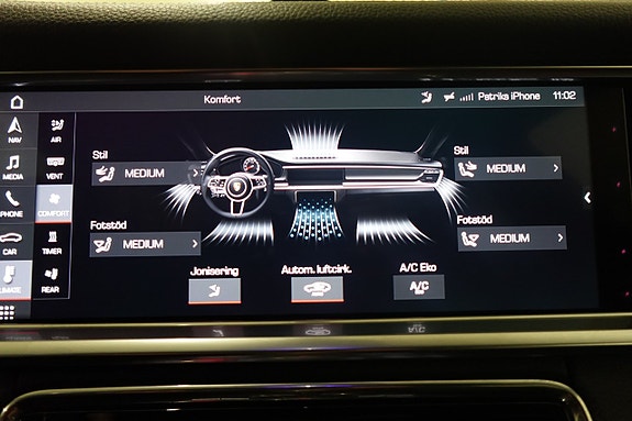 Porsche Panamera 4 17 of 30