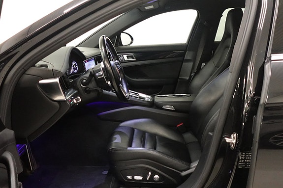 Porsche Panamera 4 4 of 30