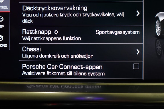 Porsche Panamera 4 15 of 30