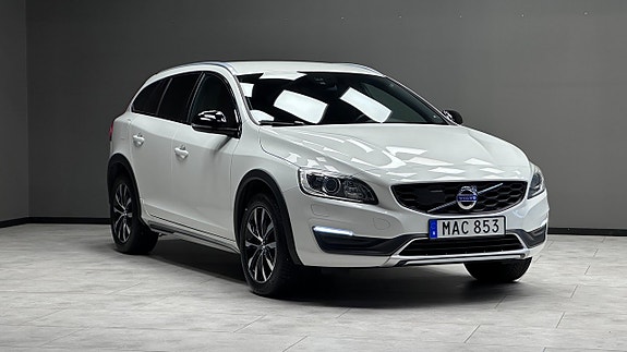 Volvo V60 Cross Country 18 of 20