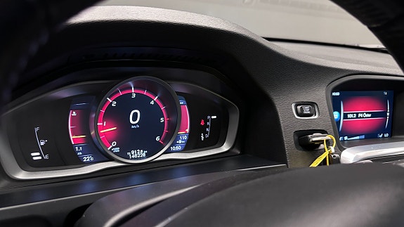 Volvo V60 Cross Country 14 of 20