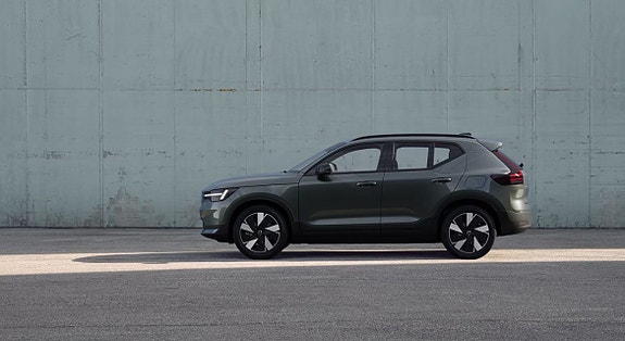 Volvo EX40 7 of 14