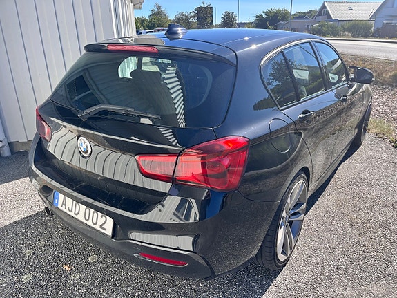 BMW 118d 6 of 14