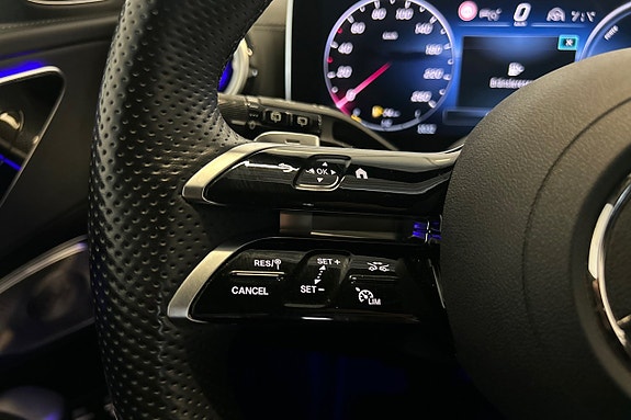Mercedes-Benz C300 16 of 22