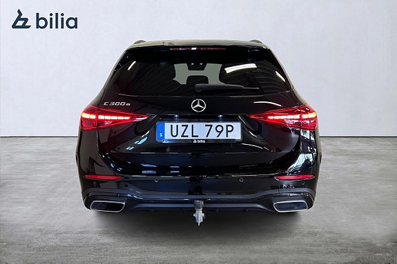 Mercedes-Benz C300 6 of 22