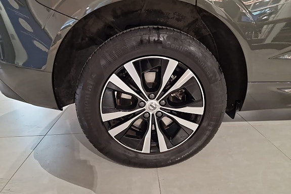 Volvo XC60 11 of 12