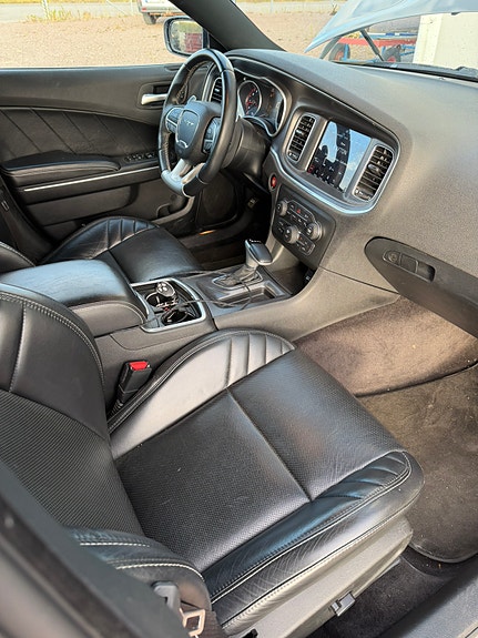 Dodge Charger 10 of 10