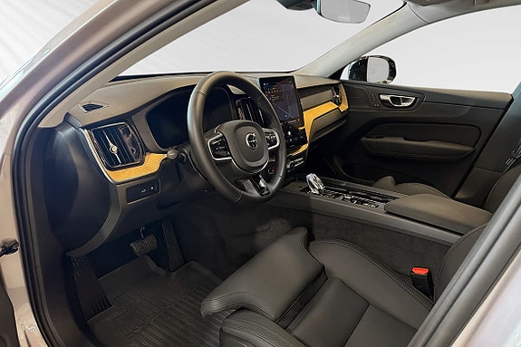 Volvo XC60 7 of 26
