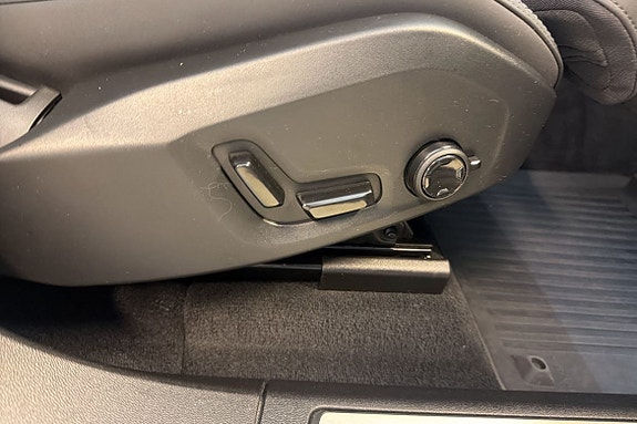 Volvo XC60 25 of 26