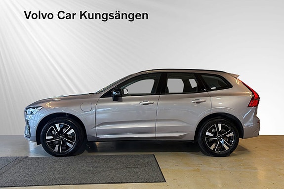 Volvo XC60 3 of 26