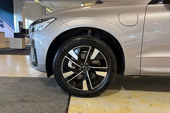 Volvo XC60 12 of 26