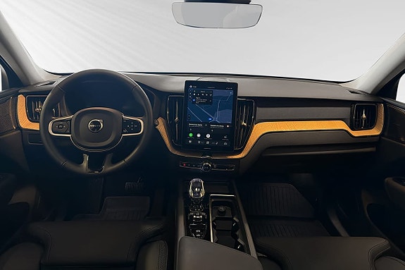 Volvo XC60 9 of 26
