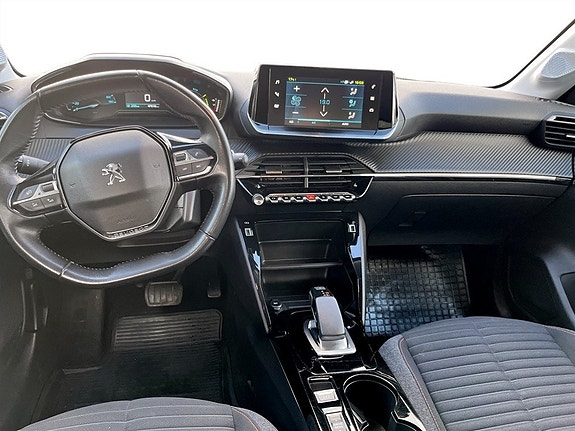 Peugeot e-208 6 of 15