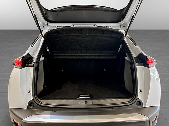 Peugeot 2008 8 of 16